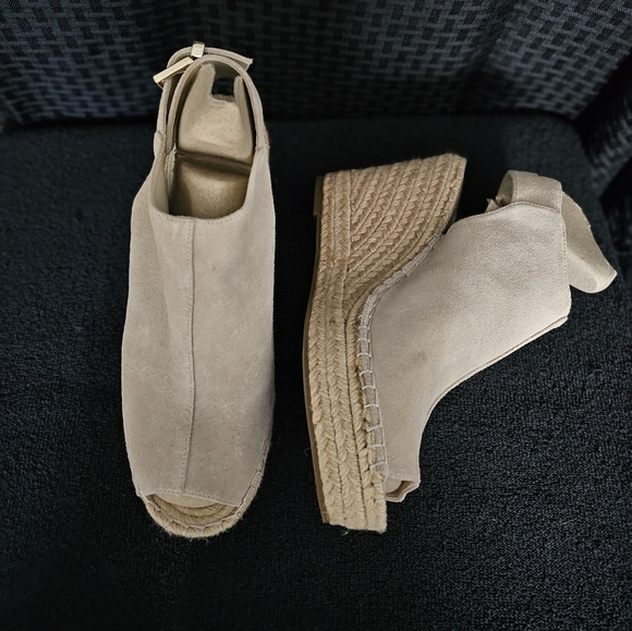 Women\'s Beige Suede Espadrille Wedge Sandals